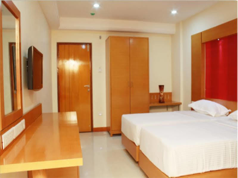 Fabhotel Prime Mahalaya Residency - Nr Chennai International Airport Ngoại thất bức ảnh